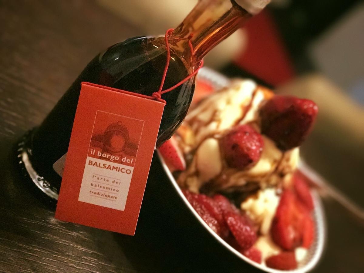 Le Dimore De Il Borgo Del Balsamico Albinea Exterior photo